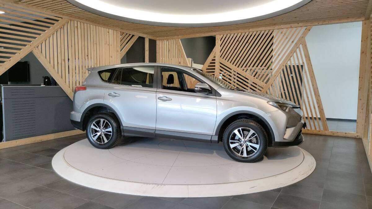 Toyota Rav4 2.0 d-4d Style 2wd mt my17 - Immagine 4