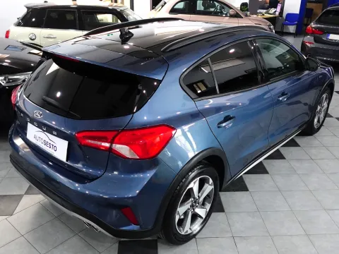 Ford Focus Active 1.0 ecoboost s&s 125cv - Immagine 8