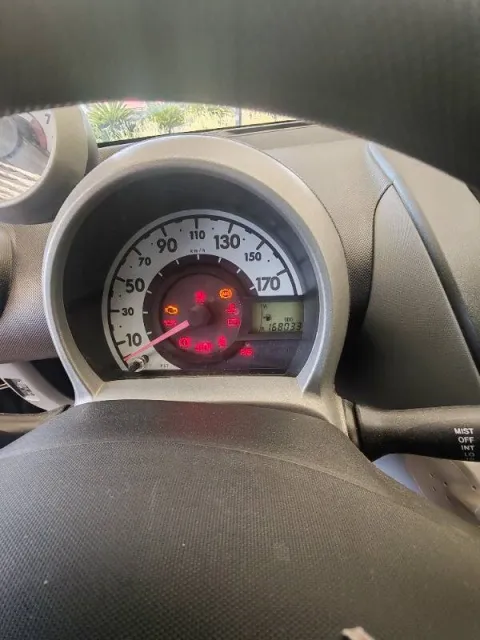 Peugeot 107 1.0 12v Active (plaisir) 5p FL - Immagine 24