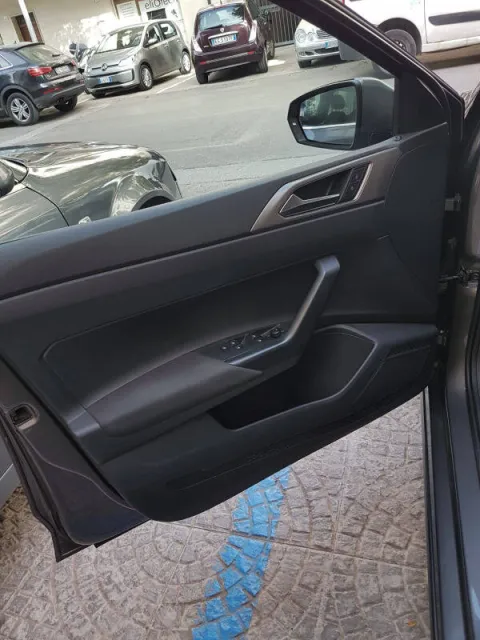 Volkswagen Polo 5p 1.0 evo Comfortline 80cv - Immagine 12