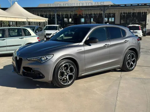 Alfa Romeo Stelvio 2.2 t Veloce Q4 210cv auto - Immagine 1