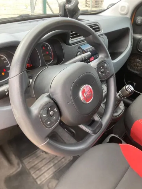 Fiat Panda 1.2 Easy s&s 69cv my19 - Immagine 13
