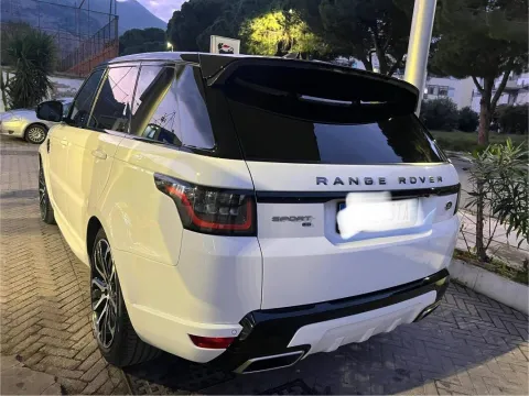 Land Rover Range Rover Sport 3.0 sdV6 HSE 249cv auto my19 - Immagine 4