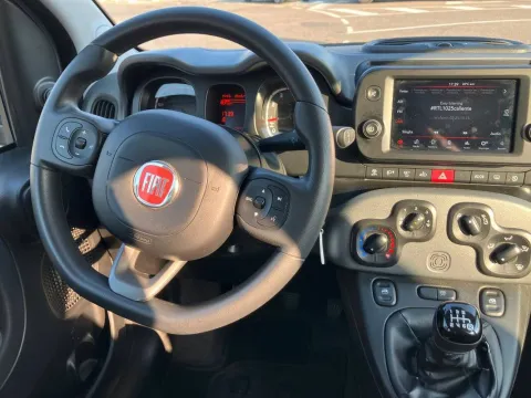 Fiat Panda 1.0 firefly hybrid City Life s&s 70cv 5p.ti - Immagine 9
