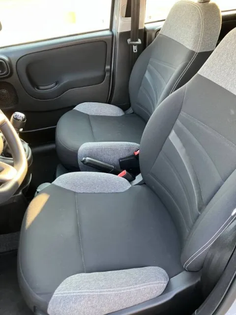 Fiat Panda 1.0 firefly hybrid City Life s&s 70cv 5p.ti - Immagine 11