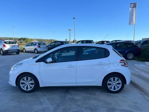 Peugeot 208 5p 1.4 vti 16v Active gpl 95cv - Immagine 3