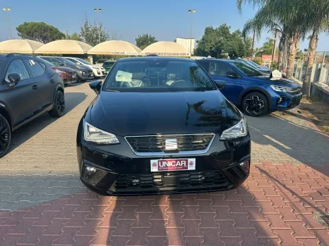 Seat Ibiza 1.0 ecotsi FR 115cv - Immagine 2