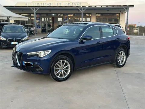 Alfa Romeo Stelvio 2.2 t Executive Q4 210cv auto - Immagine 1