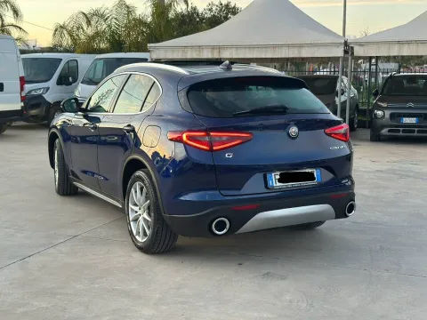Alfa Romeo Stelvio 2.2 t Executive Q4 210cv auto - Immagine 5