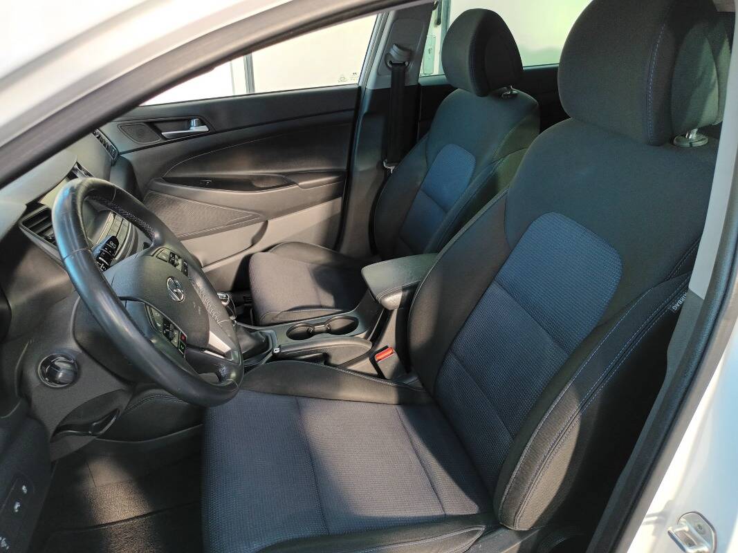 Hyundai Tucson 1.7 crdi Xpossible 2wd 115cv - Immagine 13