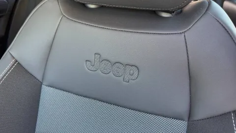 Jeep Avenger 1.2 turbo Summit fwd 100cv - Immagine 15