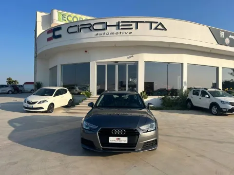 Audi A4 Avant 35 2.0 tdi Business 150cv s-tronic my16 - Immagine 1