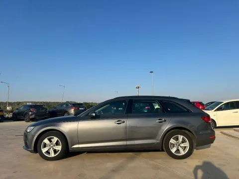 Audi A4 Avant 35 2.0 tdi Business 150cv s-tronic my16 - Immagine 3