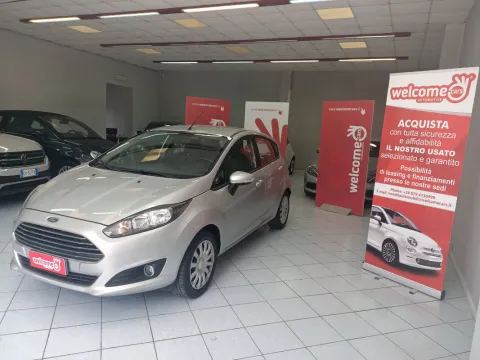 Ford Fiesta 5p 1.0 Black&White 80cv - Immagine 1