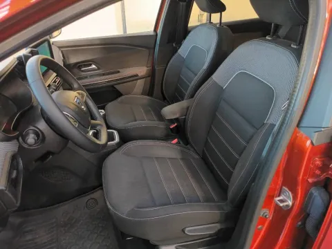 Dacia Jogger 1.0 tce Extreme UP Gpl 100cv 7p.ti - Immagine 14