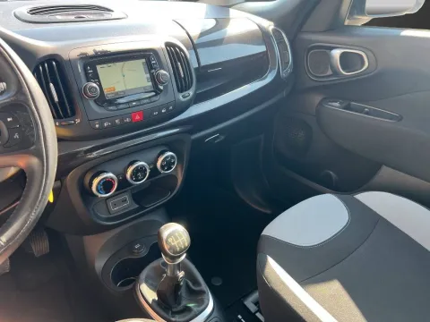 Fiat 500L Living 1.6 mjt Business 105cv - Immagine 10