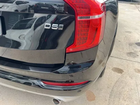 Volvo XC90 2.0 d5 Momentum awd geartronic - Immagine 19
