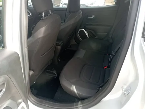 Jeep Renegade 2.0 mjt Limited 4wd 140cv auto - Immagine 7