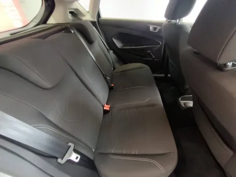 Ford Fiesta 5p 1.0 Black&White 80cv - Immagine 20