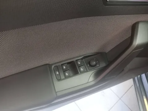 Seat Leon 1.0 tsi Style 90cv - Immagine 9