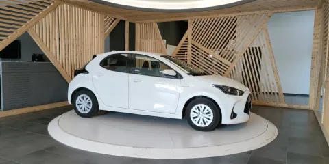 Toyota Yaris 1.5h Business - Immagine 4