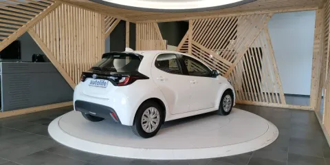 Toyota Yaris 1.5h Business - Immagine 7