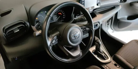 Toyota Yaris 1.5h Business - Immagine 22