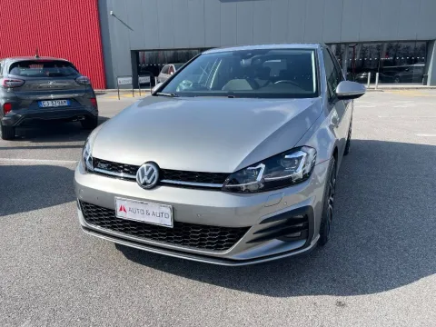 Volkswagen Golf 5p 1.6 tdi Executive 115cv dsg - Immagine 2