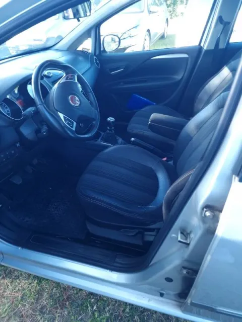 Fiat Punto Evo 5p 1.4 Dynamic Gpl 77cv - Immagine 9