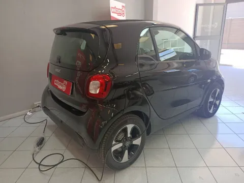 Smart Fortwo eq Passion 4,6kW - Immagine 4