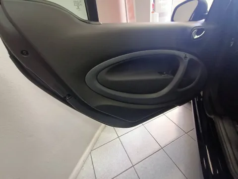 Smart Fortwo eq Passion 4,6kW - Immagine 9
