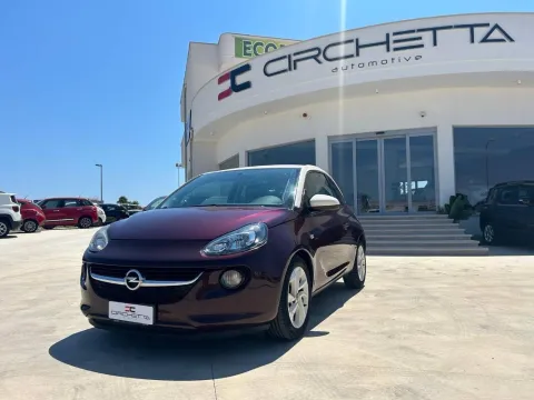 Opel Adam 1.4 Glam Gpl-tech 87cv - Immagine 2