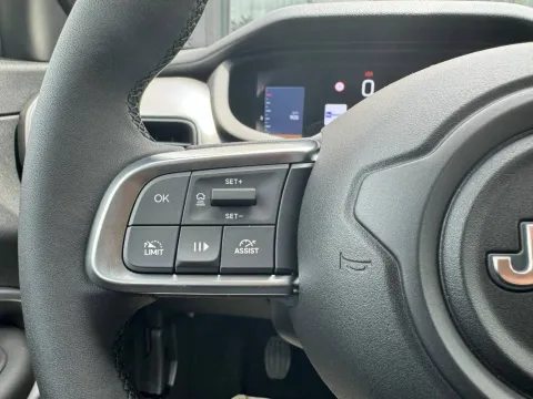 Jeep Avenger 1.2 turbo Summit fwd 100cv - Immagine 11