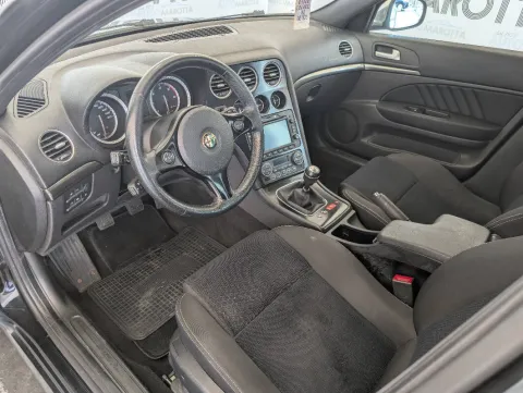 Alfa Romeo 159 SW 2.0 jtdm Distinctive 136cv - Immagine 12