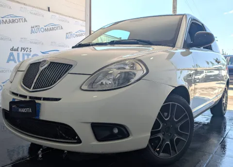 Lancia Ypsilon 1.3 mjt 16v Elle E5 - Immagine 2