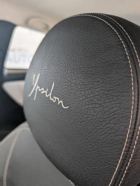 Lancia Ypsilon 1.3 mjt 16v Elle E5 - Immagine 13