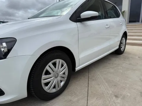 Volkswagen Polo 5p 1.4 tdi Trendline 75cv - Immagine 9