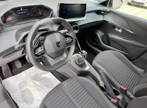 Peugeot 208 1.2 puretech Active s&s 75cv - Immagine 7