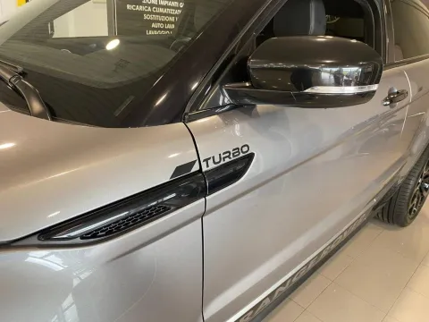 Land Rover Range Rover Evoque 3p 2.0 si4 Prestige auto 9m - Immagine 26