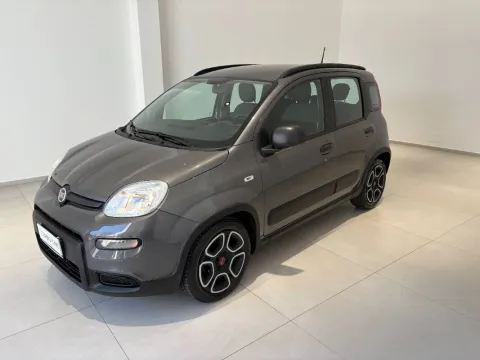 Fiat Panda 1.0 firefly hybrid City Life s&s 70cv 5p.ti - Immagine 4