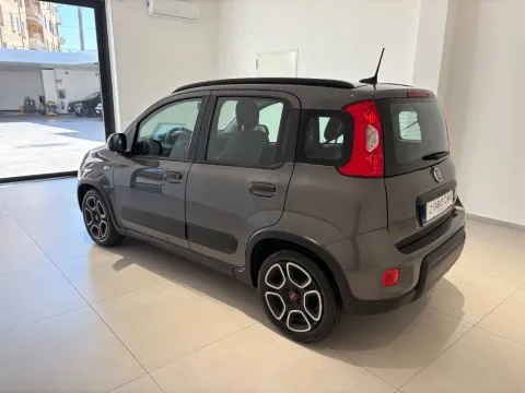 Fiat Panda 1.0 firefly hybrid City Life s&s 70cv 5p.ti - Immagine 5