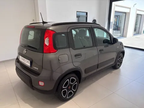 Fiat Panda 1.0 firefly hybrid City Life s&s 70cv 5p.ti - Immagine 7