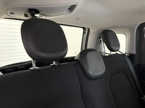 Fiat Panda 1.0 firefly hybrid City Life s&s 70cv 5p.ti - Immagine 21