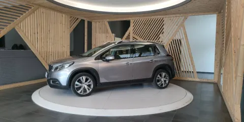 Peugeot 2008 1.5 bluehdi Allure s&s 100cv my19 - Immagine 13