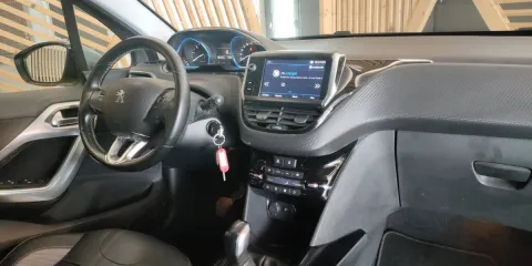 Peugeot 2008 1.5 bluehdi Allure s&s 100cv my19 - Immagine 26