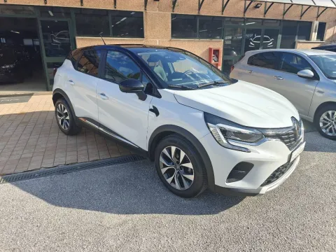 Renault Captur 1.0 tce Business 100cv - Immagine 1