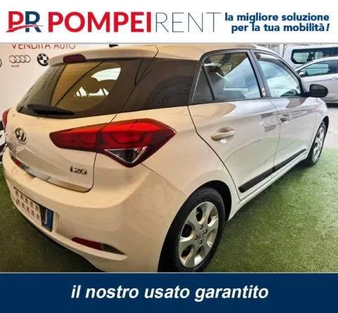 Hyundai i20 5p 1.2 Style 84cv - Immagine 6
