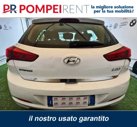Hyundai i20 5p 1.2 Style 84cv - Immagine 9