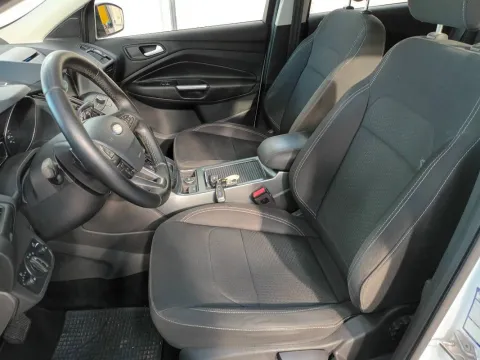 Ford Kuga 2.0 tdci Business s&s 2wd 120cv powershift my19.25 - Immagine 13