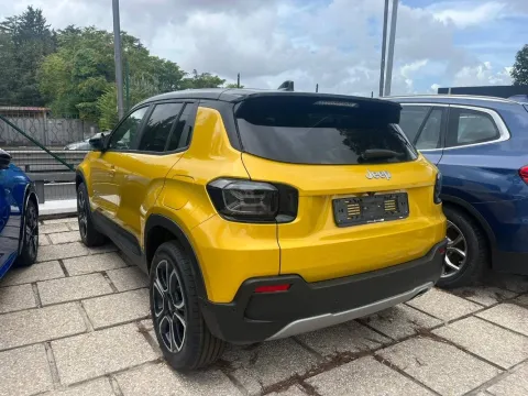 Jeep Avenger 1.2 turbo Summit fwd 100cv - Immagine 6